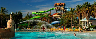 Piscine à vagues du Costa Caribe Aquatic Park