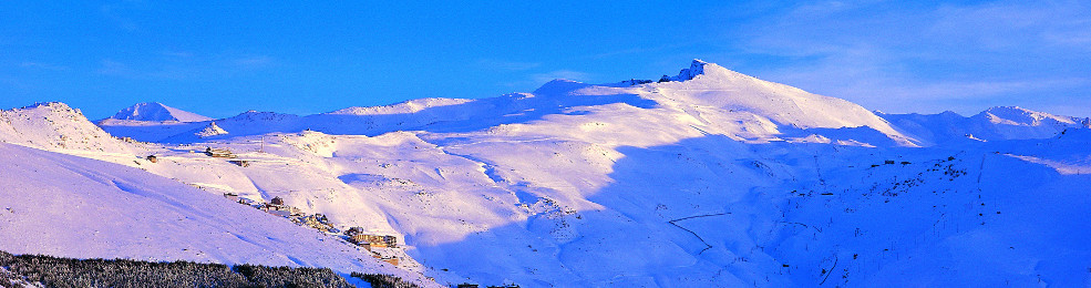 Le sommet du Veleta dans la Sierra Nevada